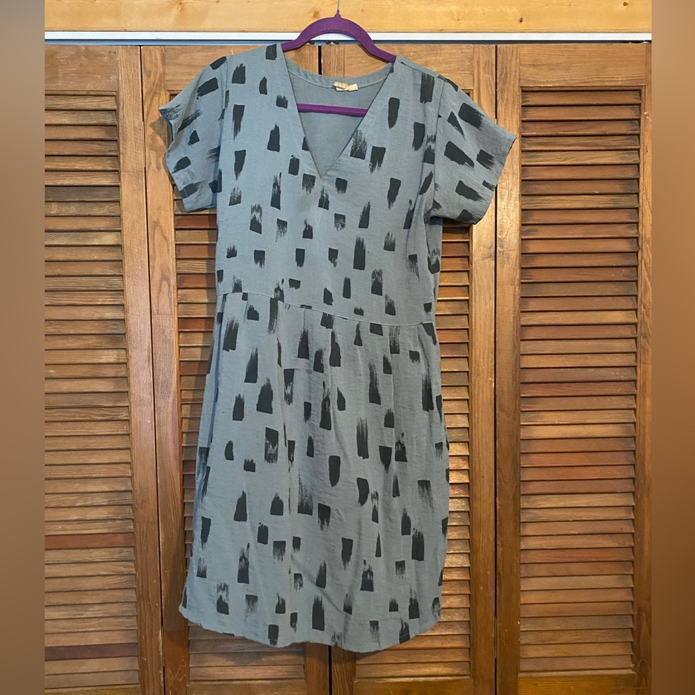 Make it Good apparel hand-printed dress size M